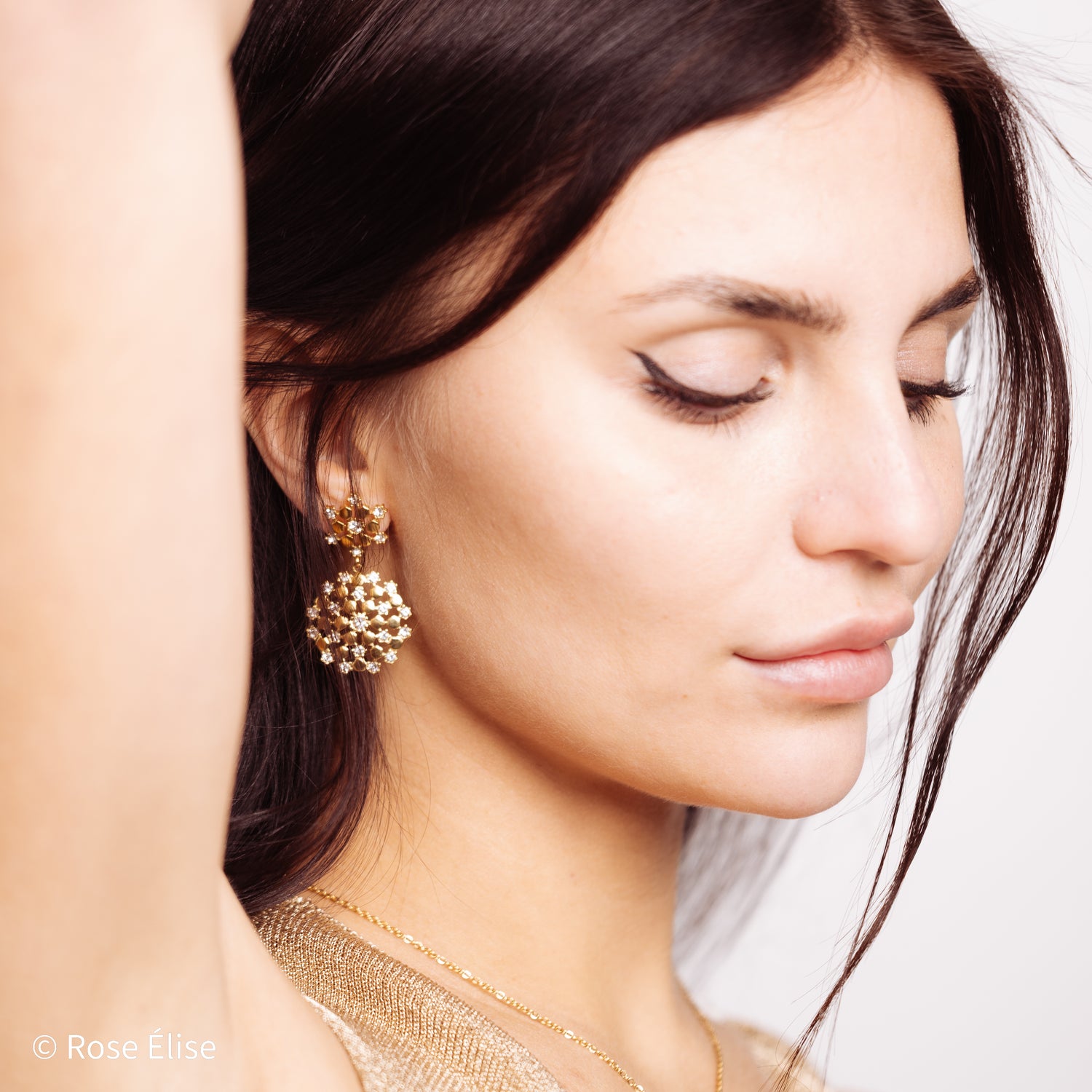 Alvéole - 18k Gold Honeycomb Czech Diamond Earrings