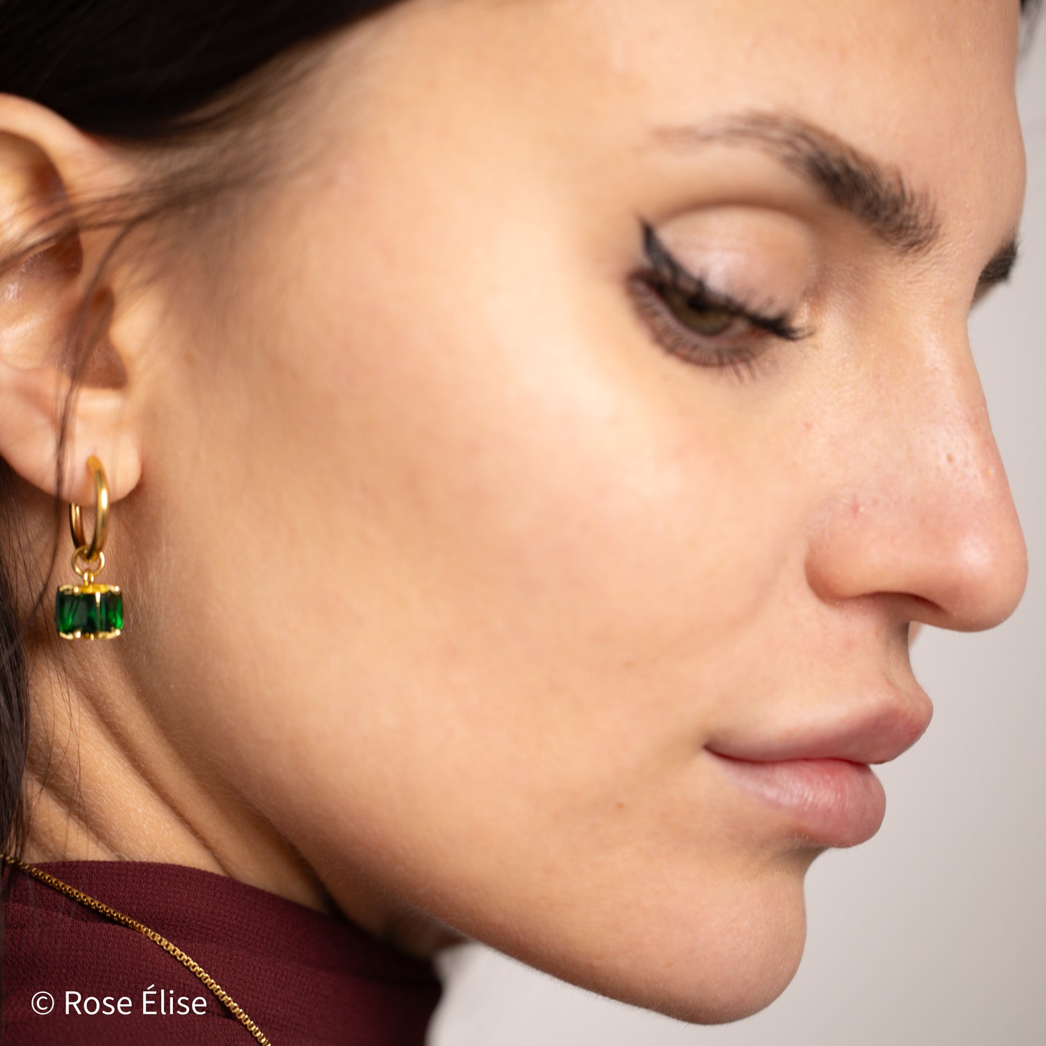 Émeraude - 18k Gold Emerald Crystal Cube Hoop Earrings