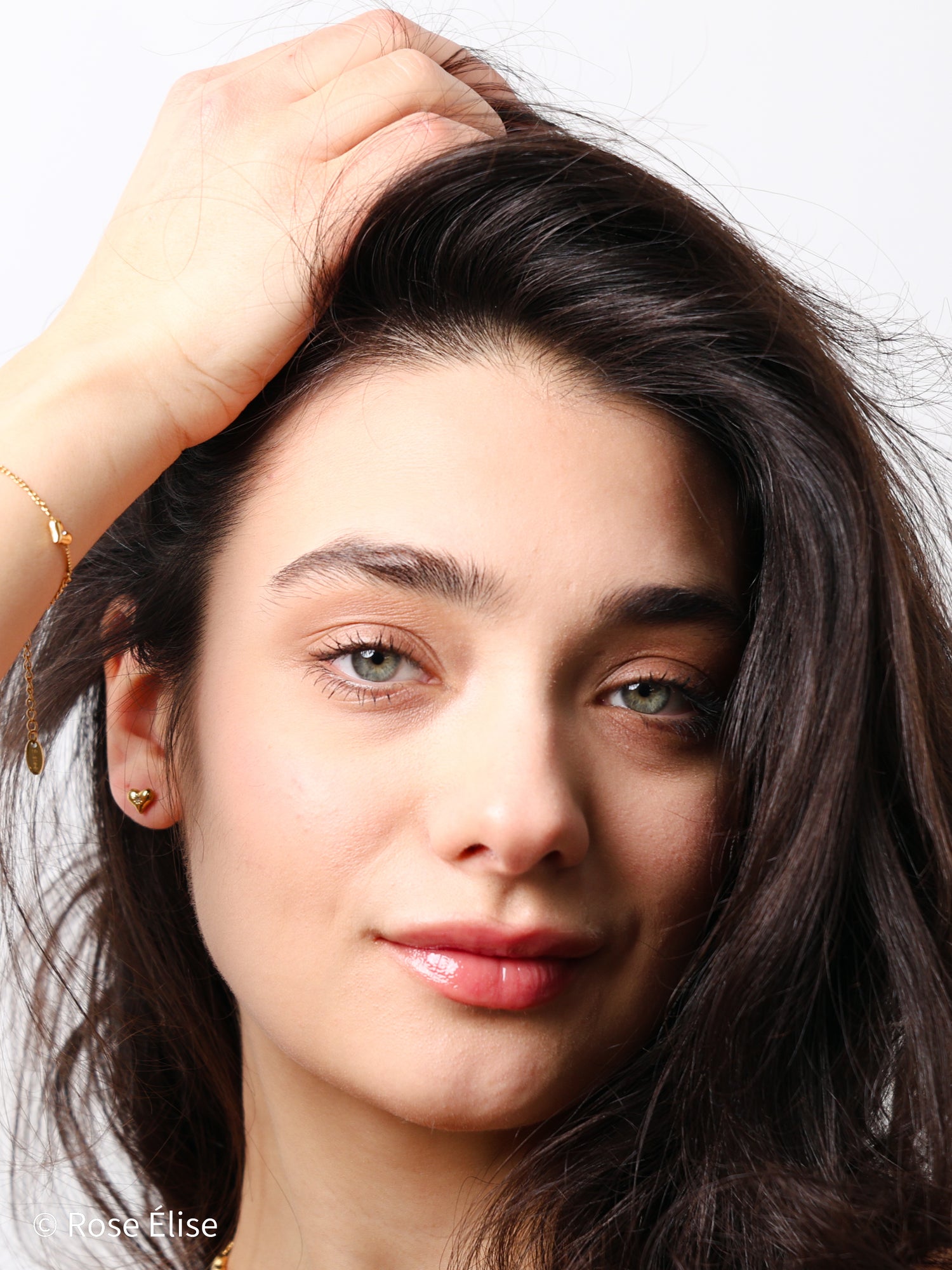 Adoré - 18k Gold Heart Charm Earrings