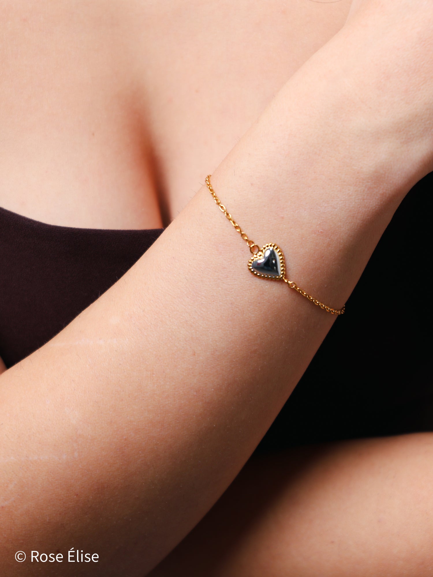 Irisé - 18k Gold Pearlescent Heart Bracelet
