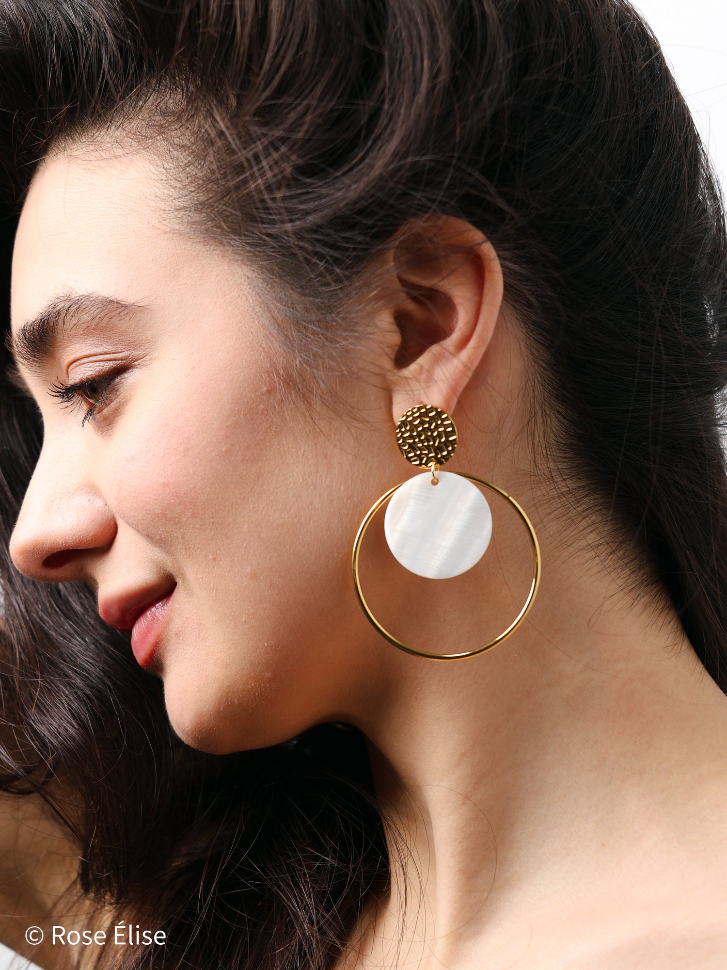 Étoile - 18k Gold Textured Disc Shell Hoop Earrings
