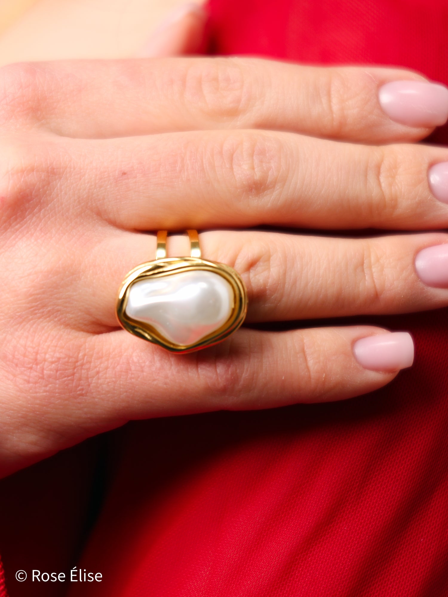 Baroque - 18k Gold Baroque Pearl Ring