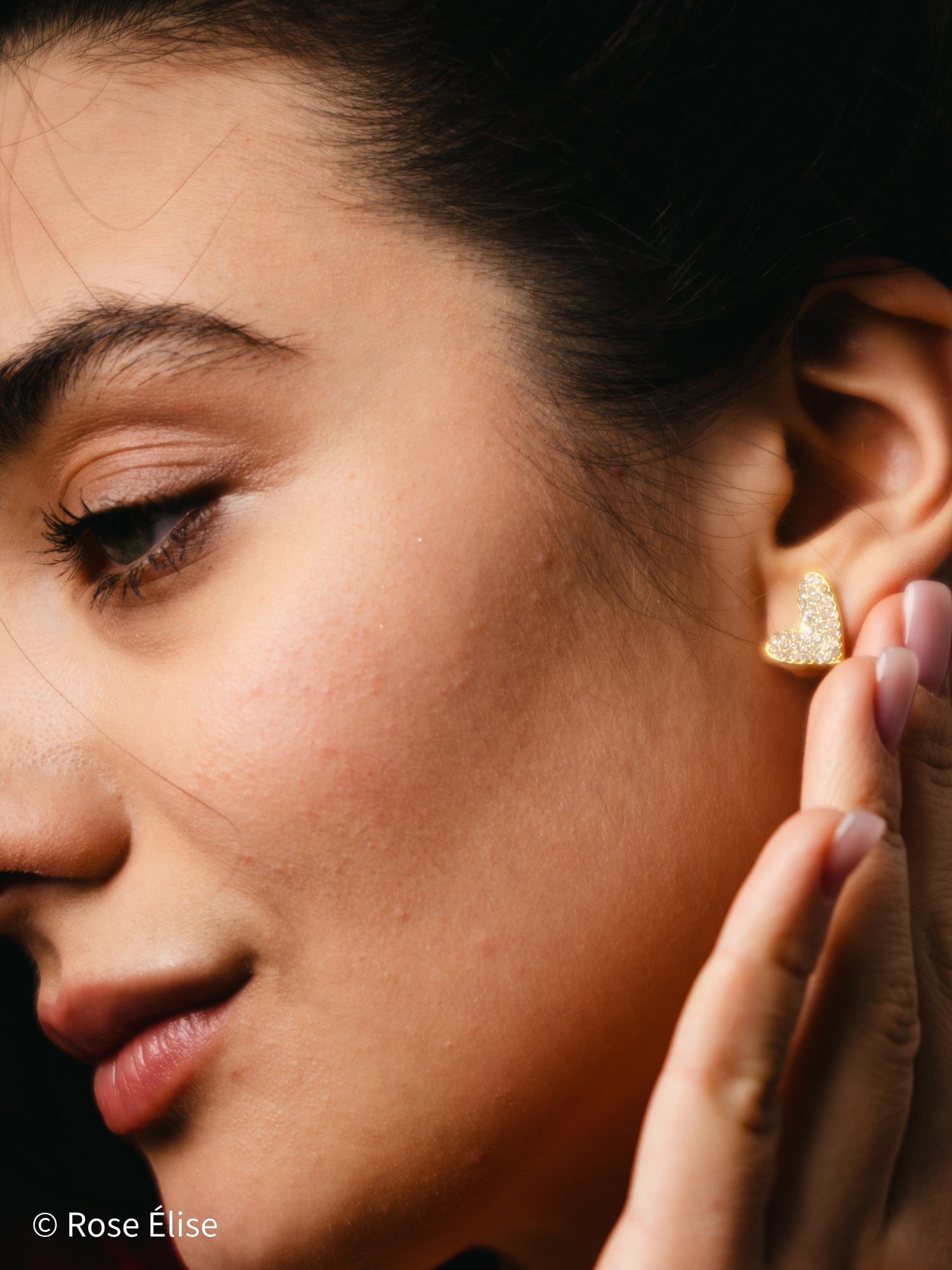 Étincelle - 18k Gold Pavé Crystal Heart Earrings