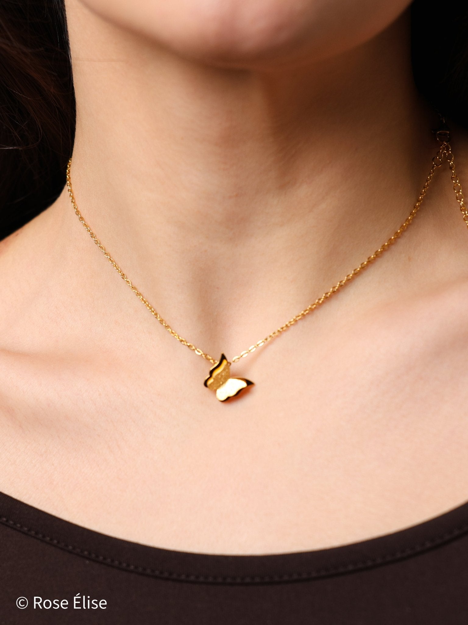 Volette - 18k Gold Textured Butterfly Necklace - Rose Élise