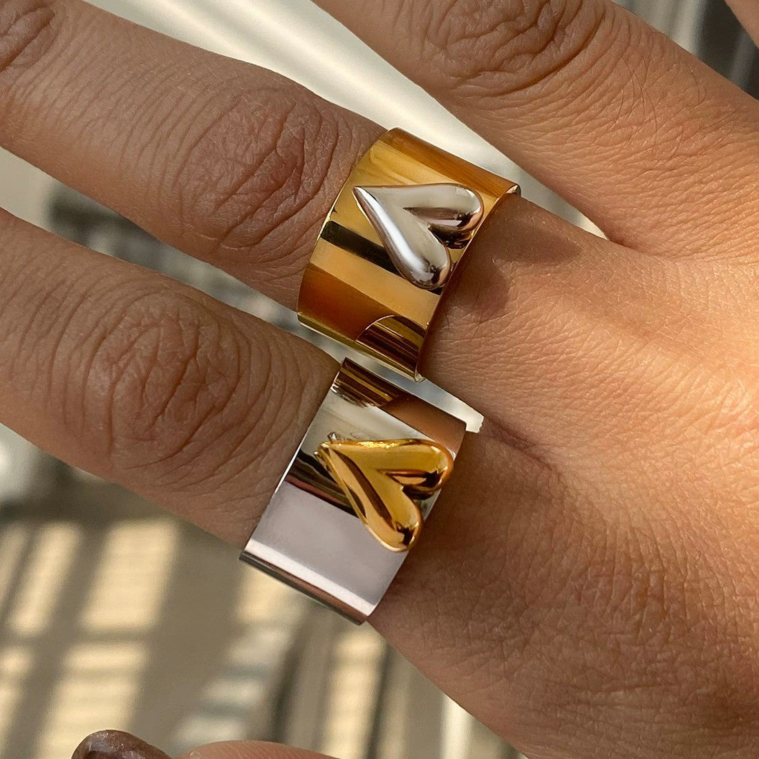 Dualité - Two-Tone Heart Ring